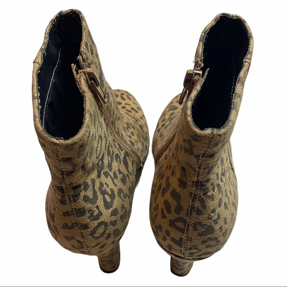 F21 Forever 21 Leopard Print Platform Wedge Boots - image 6